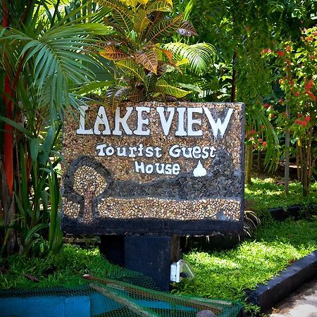 Lake View The Tourist Guest House Anuradhapura Exterior foto